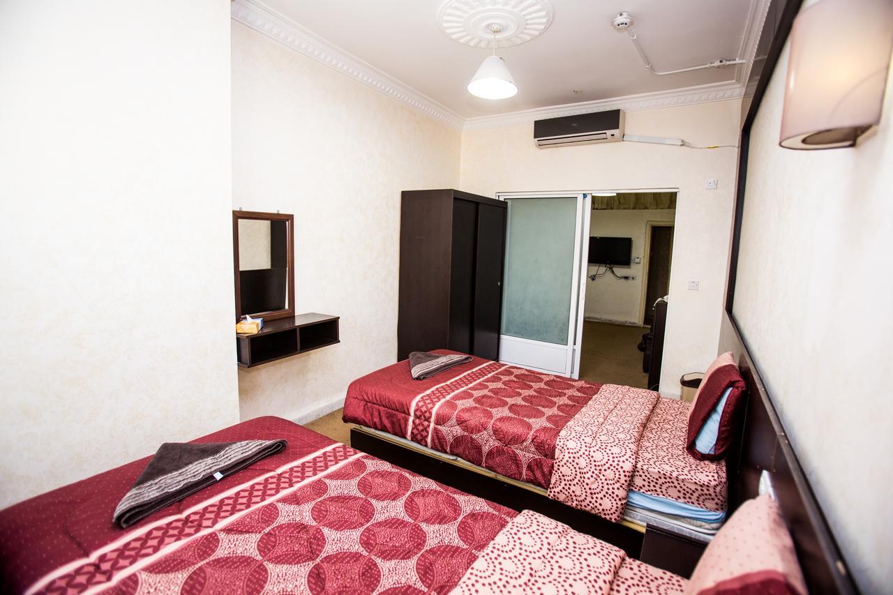 Teeba Palace Hotel Suites Amman Buitenkant foto
